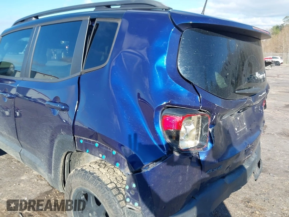 2018 Jeep Renegade Trailhawk with VIN ZACCJBCB8JPH88816, listed as a IAAI auction lot 41649502 with 94,282 mi miles. Bid and sale history available at carsss.com. Image 18.