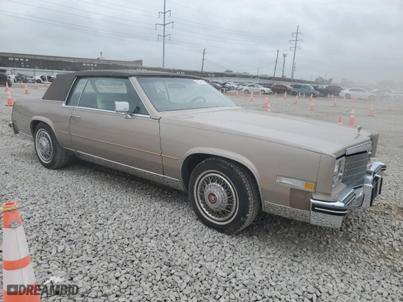 1985 Cadillac Eldorado with VIN 1G6EL5788FE655155, listed as a Copart auction lot 73223134 with 68,676 mi miles and Clean Title. Bid and sale history available at carsss.com. Image 4.