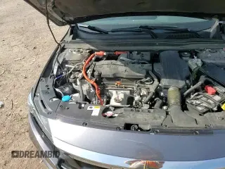 2021 Honda Accord with VIN 1HGCV3F11MA016905, listed as a Copart auction lot 70400615 with 31,420 mi miles and Salvage title. Bid and sale history available at DreamBid. Image 15.