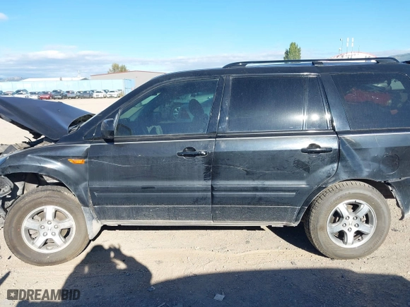 2008 Honda Pilot SE with VIN 5FNYF18398B049751, listed as a IAAI auction lot 40452863 with 1 mi miles. Bid and sale history available at carsss.com. Image 14.