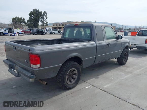 2000 Ford Ranger XL with VIN 1FTYR14V2YPA45139, listed as a IAAI auction lot 41835990 with 197,169 mi miles. Bid and sale history available at carsss.com. Image 4.