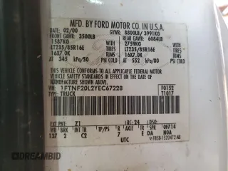 2000 Ford F-250 XL z VIN 1FTNF20L2YEC67228, wystawiony jako Copart lot #58785215 z przebiegiem 232 113 mil mil oraz Szkoda całkowita • Salvage title. Historia ofert i sprzedaży dostępna na DreamBid. Obrazek 12.