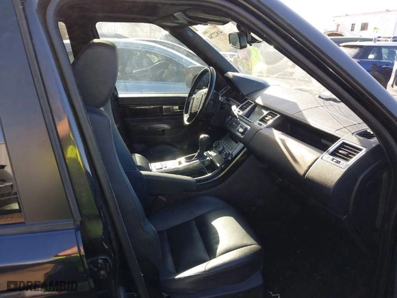 2013 Land Rover Range Rover Sport HSE with VIN SALSF2D43DA800994, listed as a IAAI auction lot 41822784 with 1 mi miles. Bid and sale history available at carsss.com. Image 5.