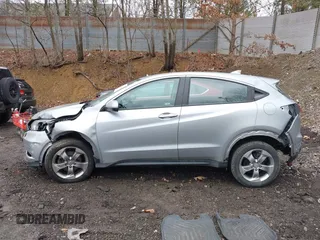 2018 Honda HR-V LX with VIN 3CZRU6H32JG728908, listed as a IAAI auction lot 41924812 with 69,315 mi miles. Bid and sale history available at carsss.com. Image 14.