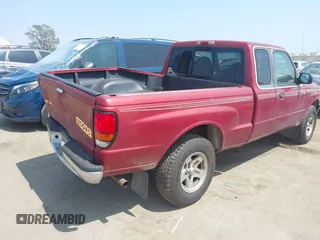 1998 Mazda B-Series Truck SE z VIN 4F4YR16X0WTM16695, wystawiony jako IAAI lot #42467653 z przebiegiem 73 495 mil mil oraz . Historia ofert i sprzedaży dostępna na DreamBid. Obrazek 4.