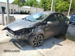 2018 Ford Fiesta SE z VIN 3FADP4BJ4JM136792, wystawiony jako Copart lot #53435715 z przebiegiem 61 704 mil mil oraz Szkody całkowita. Historia ofert i sprzedaży dostępna na DreamBid. Obrazek 1.