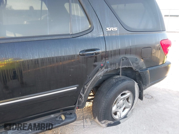 2007 Toyota Sequoia SR5 with VIN 5TDZT34A07S293473, listed as a IAAI auction lot 41556829 with 278,443 mi miles and . Bid and sale history available at DreamBid. Image 6.