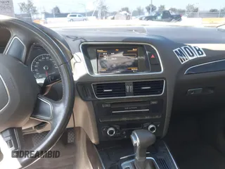 2014 Audi Q5 Premium Plus z VIN WA1DGAFP4EA059538, wystawiony jako IAAI lot #42158230 z przebiegiem 114 321 mil mil oraz . Historia ofert i sprzedaży dostępna na DreamBid. Obrazek 6.