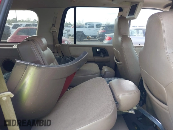 2004 Ford Expedition Eddie Bauer z VIN 1FMPU17L34LA09123, wystawiony jako IAAI lot #41798066 z przebiegiem Nie podano mil oraz . Historia ofert i sprzedaży dostępna na DreamBid. Obrazek 8.