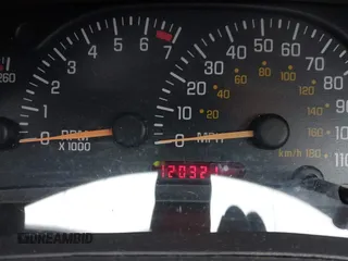 2002 Pontiac Sunfire SE z VIN 1G2JB524927104822, wystawiony jako IAAI lot #41642973 z przebiegiem 120 321 mil mil oraz . Historia ofert i sprzedaży dostępna na DreamBid. Obrazek 12.
