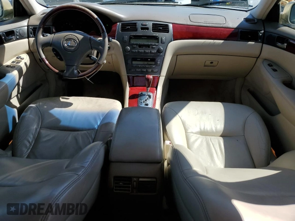 2002 Lexus ES 300 with VIN JTHBF30G020083372, listed as a Copart auction lot 51644445 with 134,444 mi miles and Clean Title. Bid and sale history available at DreamBid. Image 8.