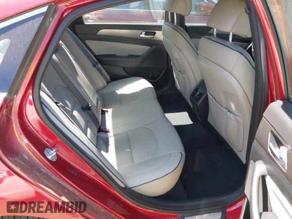 2015 Hyundai Sonata Sport with VIN 5NPE34AB6FH079884, listed as a IAAI auction lot 42045304 with 151,692 mi miles and . Bid and sale history available at carsss.com. Image 8.