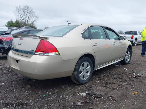 2010 Chevrolet Impala LT with VIN 2G1WB5EK6A1141651, listed as a IAAI auction lot 41918531 with 68,311 mi miles. Bid and sale history available at carsss.com. Image 4.