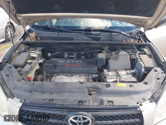2007 Toyota RAV4 with VIN JTMZD33V376037863, listed as a IAAI auction lot 41678656 with 197,911 mi miles. Bid and sale history available at carsss.com. Image 10.