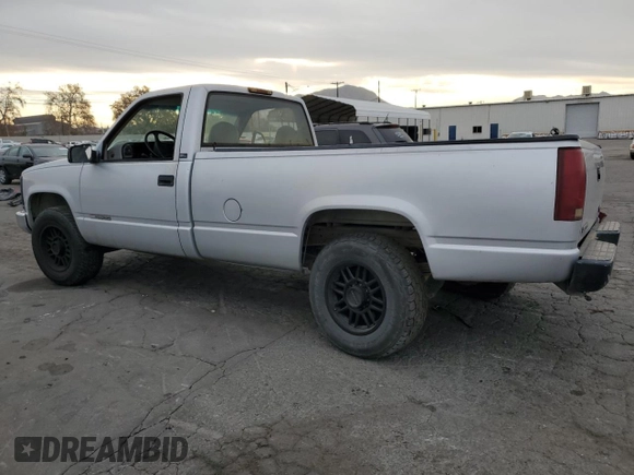 1995 GMC Sierra 3500 z VIN 1GTGC34K8SE549695, wystawiony jako Copart lot #86336644 z przebiegiem 258 439 mil mil oraz Szkoda całkowita • Salvage title. Historia ofert i sprzedaży dostępna na DreamBid. Obrazek 2.