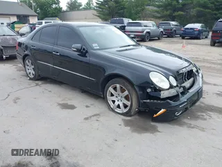 2008 Mercedes-Benz E 350 Luxury z VIN WDBUF87X98B288052, wystawiony jako IAAI lot #42426808 z przebiegiem Nie podano mil oraz . Historia ofert i sprzedaży dostępna na DreamBid. Obrazek 1.