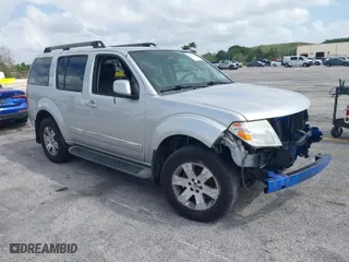 2011 Nissan Pathfinder LE with VIN 5N1AR1NB9BC628744, listed as a IAAI auction lot 41975483 with 93,632 mi miles. Bid and sale history available at carsss.com. Image 1.