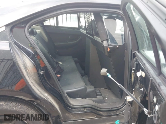 2018 Ford Police Interceptor z VIN 1FAHP2MK0JG106131, wystawiony jako IAAI lot #42128631 z przebiegiem 68 924 mil mil oraz . Historia ofert i sprzedaży dostępna na DreamBid. Obrazek 8.