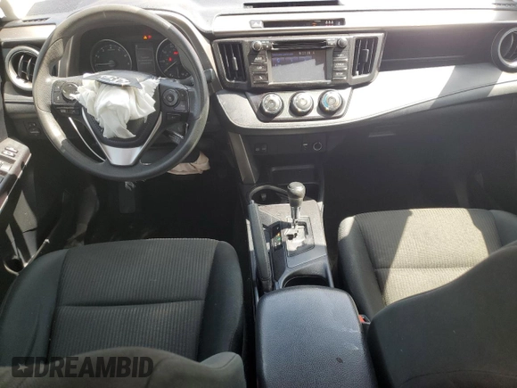 2018 Toyota RAV4 LE z VIN JTMBFREV5JD256595, wystawiony jako Copart lot #58344885 z przebiegiem 83 953 mil mil oraz Szkoda całkowita • Salvage title. Historia ofert i sprzedaży dostępna na DreamBid. Obrazek 8.