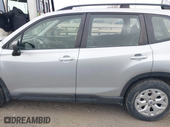 2019 Subaru Forester with VIN JF2SKACC9KH439492, listed as a IAAI auction lot 41570280 with 186,563 mi miles. Bid and sale history available at carsss.com. Image 14.