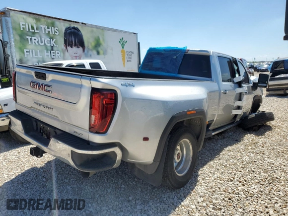 2022 GMC Sierra 3500HD SLT z VIN 1GT49UEY5NF360897, wystawiony jako Copart lot #47723514 z przebiegiem 8272 mil mil oraz Szkody całkowita. Historia ofert i sprzedaży dostępna na DreamBid. Obrazek 4.