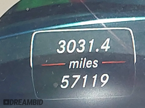 2014 Mercedes-Benz E 350 Sport with VIN WDDHF5KB2EA997989, listed as a IAAI auction lot 42067922 with 57,119 mi miles and . Bid and sale history available at DreamBid. Image 14.