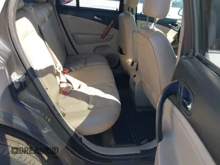 2007 Saturn VUE V6 with VIN 5GZCZ63497S825777, listed as a IAAI auction lot 41429054 with 196,103 mi miles. Bid and sale history available at carsss.com. Image 8.