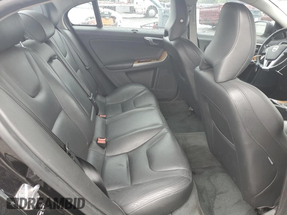 2018 Volvo S60 Inscription Platinum with VIN LYV402HM0JB173655, listed as a Copart auction lot 56365335 with 128,868 mi miles and Salvage title. Bid and sale history available at DreamBid. Image 10.