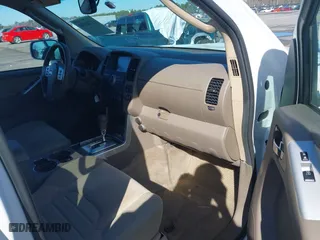 2012 Nissan Pathfinder SV with VIN 5N1AR1NN7CC638183, listed as a IAAI auction lot 41748290 with 164,610 mi miles. Bid and sale history available at carsss.com. Image 5.
