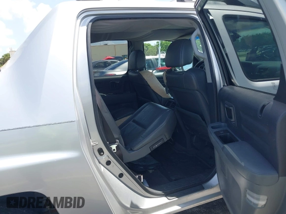 2007 Honda Ridgeline RTL z VIN 2HJYK16557H506463, wystawiony jako IAAI lot #42511456 z przebiegiem 133 701 mil mil oraz . Historia ofert i sprzedaży dostępna na DreamBid. Obrazek 8.