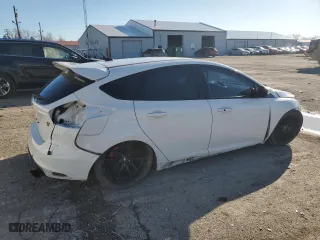 2015 Ford Focus ST with VIN 1FADP3L91FL275592, listed as a Copart auction lot 47089715 with 0 mi miles and Clean Title. Bid and sale history available at carsss.com. Image 3.