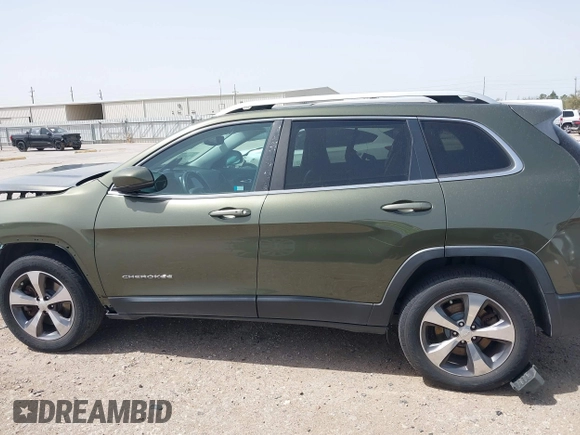2019 Jeep Cherokee Limited with VIN 1C4PJMDX2KD225218, listed as a IAAI auction lot 41816358 with 90,744 mi miles. Bid and sale history available at carsss.com. Image 15.