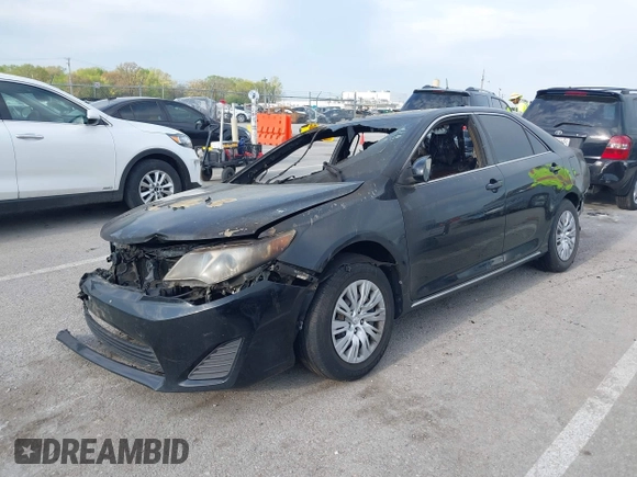 2012 Toyota Camry L z VIN 4T4BF1FK5CR206015, wystawiony jako IAAI lot #42057641 z przebiegiem Nie podano mil oraz . Historia ofert i sprzedaży dostępna na DreamBid. Obrazek 17.