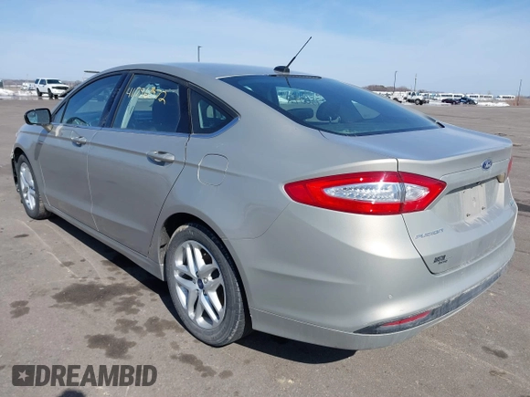 2016 Ford Fusion SE with VIN 3FA6P0HD0GR206464, listed as a IAAI auction lot 41756072 with 29,572 mi miles and . Bid and sale history available at carsss.com. Image 3.