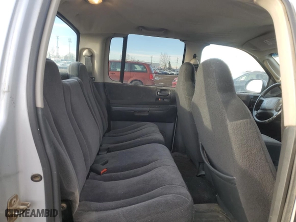 2003 Dodge Dakota SLT with VIN 1D7HG48N03S321539, listed as a Copart auction lot 46940135 with 176,039 mi miles and Clean Title. Bid and sale history available at carsss.com. Image 10.