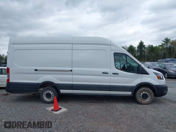 2022 Ford Transit Cargo with VIN 1FTBR3X85NKA74408, listed as a IAAI auction lot 42150248 with 88,887 mi miles and . Bid and sale history available at DreamBid. Image 13.