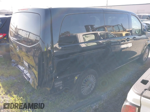 2023 Mercedes-Benz Metris with VIN W1WV0FEY4P4296493, listed as a IAAI auction lot 41456495 with 18,007 mi miles and . Bid and sale history available at DreamBid. Image 4.