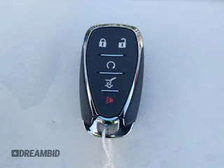 2025 Chevrolet Blazer RS z VIN 3GNKBKRSXSS110026, wystawiony jako IAAI lot #42020659 z przebiegiem 1507 mil mil oraz . Historia ofert i sprzedaży dostępna na DreamBid. Obrazek 11.