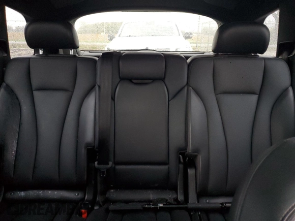 2018 Audi Q7 Prestige with VIN WA1VAAF78JD034124, listed as a Copart auction lot 54391935 with 120,946 mi miles and Salvage title. Bid and sale history available at DreamBid. Image 10.