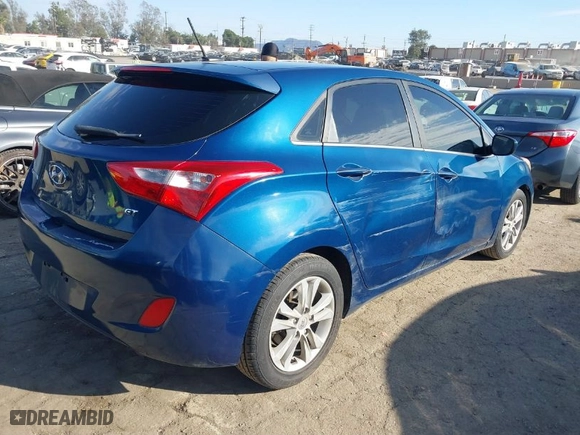 2015 Hyundai Elantra GT with VIN KMHD35LH3FU249316, listed as a IAAI auction lot 41700406 with NaN miles. Bid and sale history available at carsss.com. Image 4.