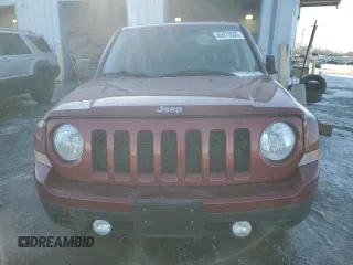 2015 Jeep Patriot High Altitude with VIN 1C4NJRFB8FD271762, listed as a Copart auction lot 45973555 with 146,708 mi miles and Clean Title. Bid and sale history available at carsss.com. Image 5.