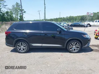 2018 Mitsubishi Outlander ES z VIN JA4AD2A33JZ069124, wystawiony jako IAAI lot #42299519 z przebiegiem 200 805 mil mil oraz . Historia ofert i sprzedaży dostępna na DreamBid. Obrazek 13.