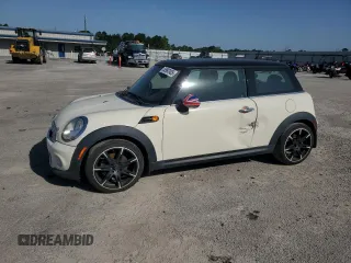 2013 MINI Hardtop with VIN WMWSU3C55DT371890, listed as a Copart auction lot 55992405 with 77,074 mi miles and Salvage title. Bid and sale history available at DreamBid. Image 1.