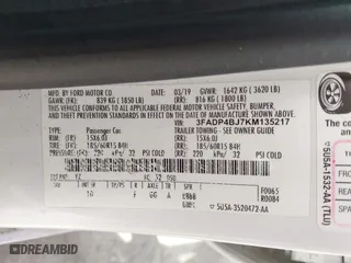 2019 Ford Fiesta SE with VIN 3FADP4BJ7KM135217, listed as a IAAI auction lot 41685629 with 91,140 mi miles. Bid and sale history available at carsss.com. Image 9.