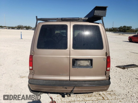 2002 Chevrolet Astro with VIN 1GNDM19X82B144695, listed as a Copart auction lot 81132434 with 155,103 mi miles and Salvage Title. Bid and sale history available at carsss.com. Image 6.