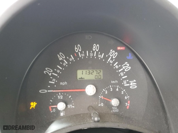 1998 Volkswagen New Beetle with VIN 3VWBB61C8WM003326, listed as a Copart auction lot 76794644 with 113,272 mi miles and Salvage Title. Bid and sale history available at carsss.com. Image 9.