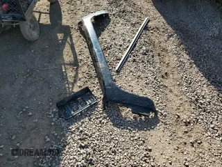 2018 Toyota Tundra SR5 с VIN 5TFHY5F16JX712563, выставлен на аукционе Copart как лот 62609265 с пробегом 169 076 миль миль и Списание • Salvage title. История ставок и продаж доступна на DreamBid. Изображение 12.