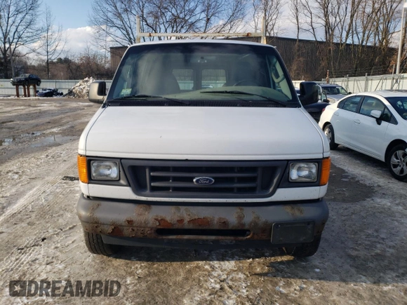 2007 Ford Econoline Cargo Commercial with VIN 1FTNE24W07DA41331, listed as a Copart auction lot 42736005 with 258,069 mi miles and Clean title. Bid and sale history available at DreamBid. Image 5.