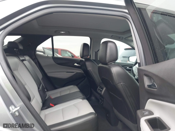 2018 Chevrolet Equinox Premier with VIN 3GNAXMEV8JL104498, listed as a IAAI auction lot 41583444 with 26,512 mi miles. Bid and sale history available at carsss.com. Image 8.