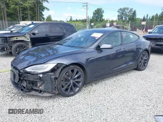 2018 Tesla Model S 75D z VIN 5YJSA1E28JF272630, wystawiony jako IAAI lot #42317422 z przebiegiem Nie podano mil oraz . Historia ofert i sprzedaży dostępna na DreamBid. Obrazek 20.